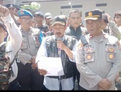 Lecehkan Perangkat Desa, Kades Sukaraharja Mundur Usai di Demo Warga