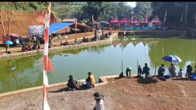 Rayakan HUT RI dengan Lomba Mancing, Ikan yang Dapat, Silaturahmi Mengikat