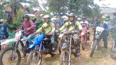 Gasolin Trail Adventure, Ngegas Sambil Berbagi di Mande