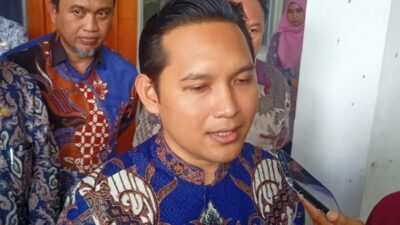 Bupati Cianjur Renovasi Rumah Tak Layak Huni Milik Pak Ajat.