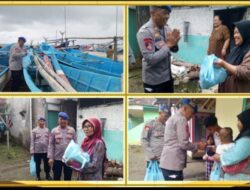 Satpolairud Polres Cianjur Salurkan Sembako dan Santunan di Pesisir Pantai