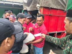 Menyeka Peluh Masyarakat, Fahmi Zulfahmi Tebar Benih Kepedulian di Ambang Ramadhan