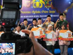 Dampingi Safari Ramadhan Kapolri secara Virtual, Kapolres AKBP Alexander Pimpin Penyerahan Bantuan Rutilahu di Pelosok Cianjur, 