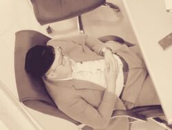 Aksi Anggota DPRD Cianjur Jadi Sorotan,Sidang Jalan Malah Tidur Nyenyak