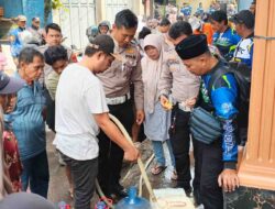 Sambut HUT Bhayangkara ke-80, Satlantas Polres Cianjur Salurkan 4.000 Liter Air Bersih untuk Warga Sabandar Kidul