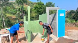 Masuk Tahap Pengecatan, Pembangunan MCK TMMD Ke-129 Capai 86 Persen
